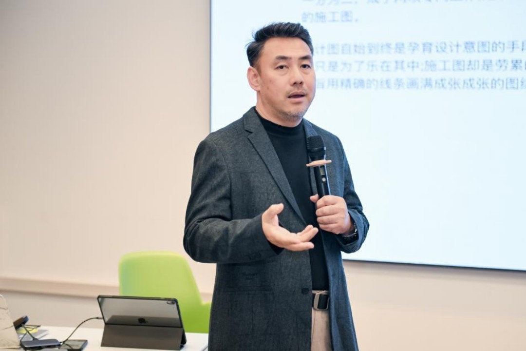 三峰照明×清華美院 2025年室內(nèi)空間光環(huán)境設(shè)計研學班(第三期)圓滿收官!