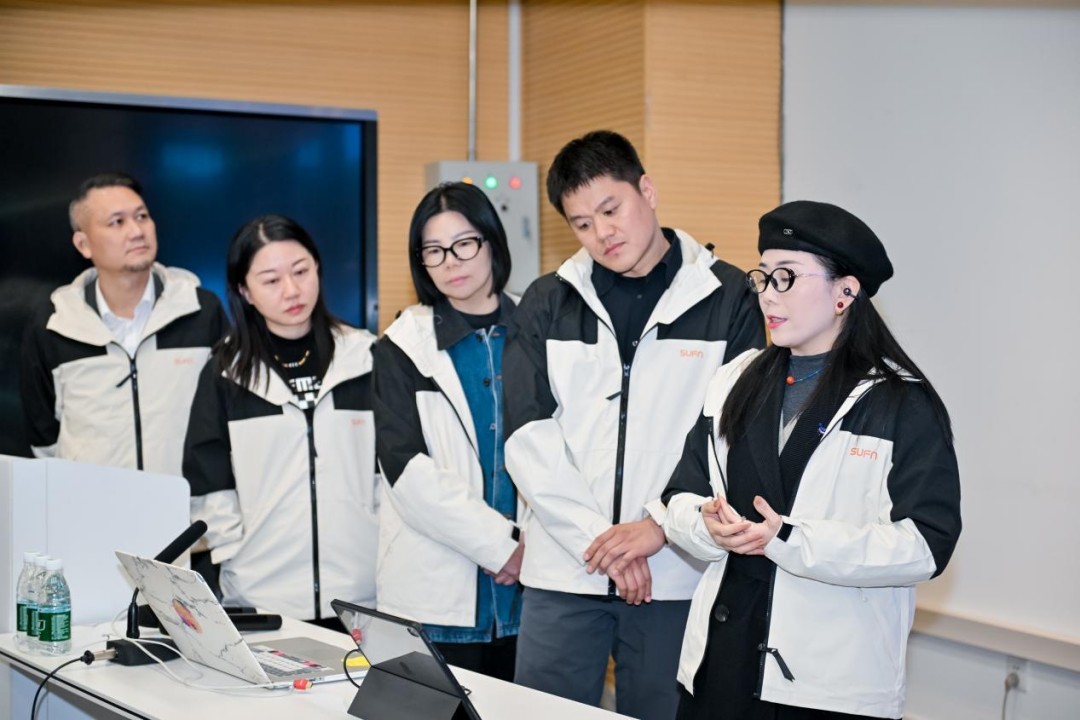 三峰照明×清華美院 2025年室內(nèi)空間光環(huán)境設(shè)計研學班(第三期)圓滿收官!